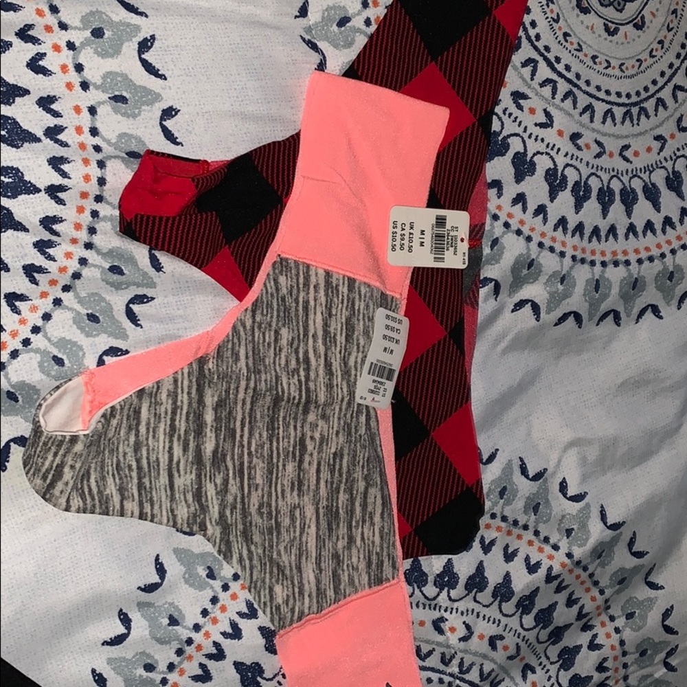 6 brand new low rise thongs